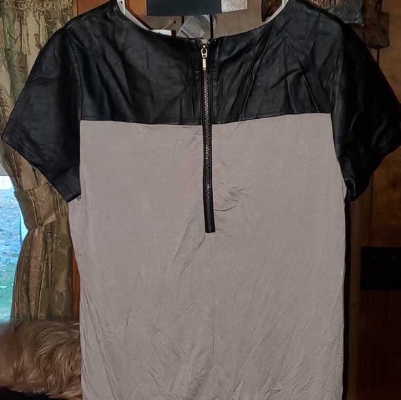 Shirt - Picture 2 of 2